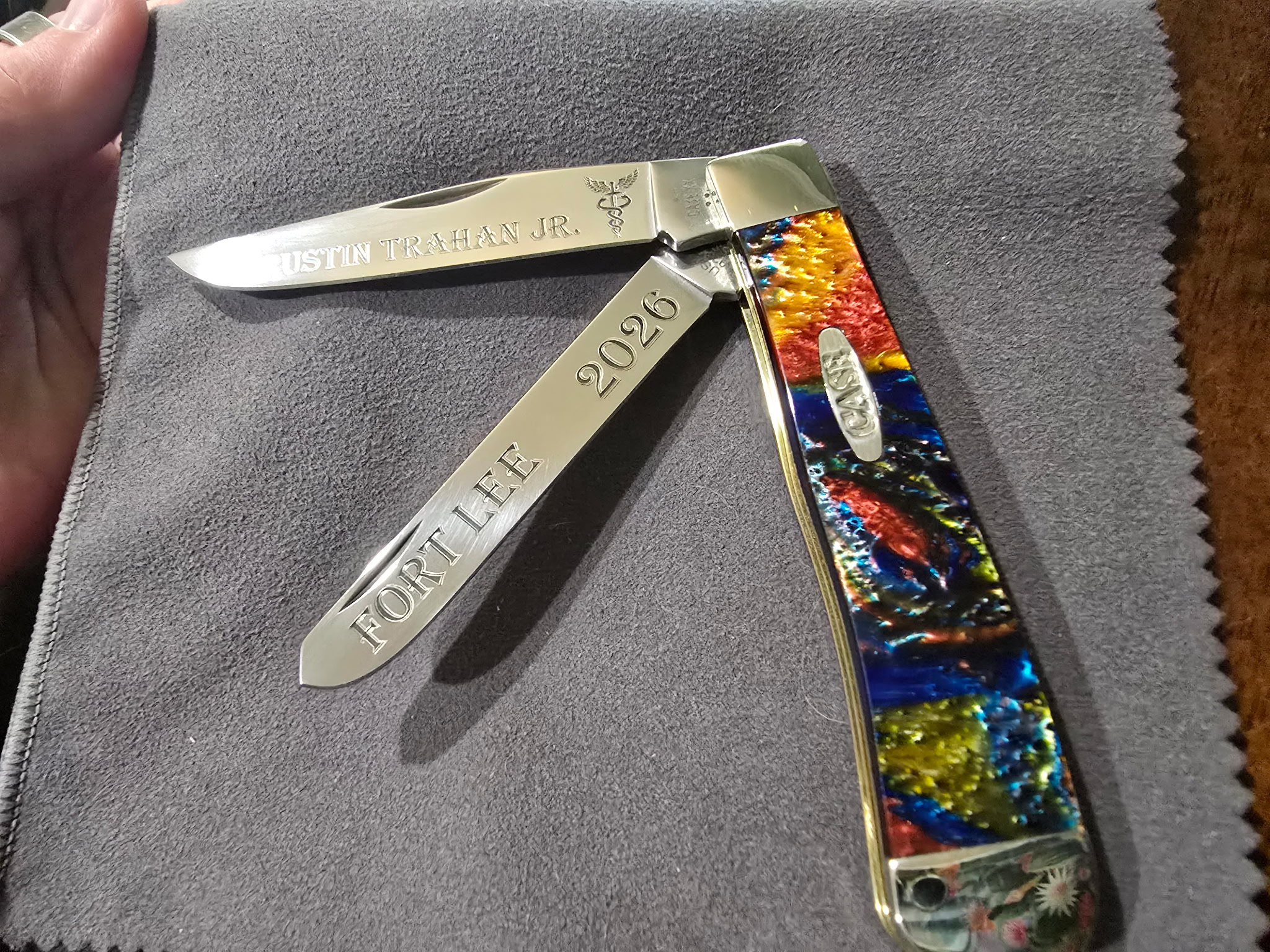 Custom engraved Fort Lee knife